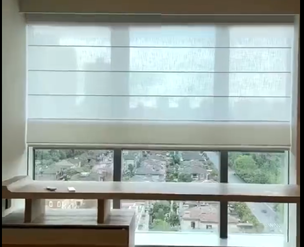 电动开合帘
